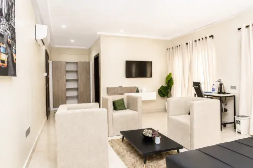 captain-suite-2